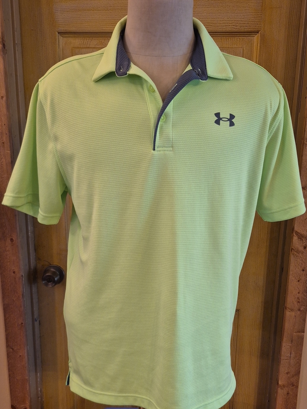 Neon Green Under Armour Short Sleeve Polo Large Loose Fit Packable Bright Golf